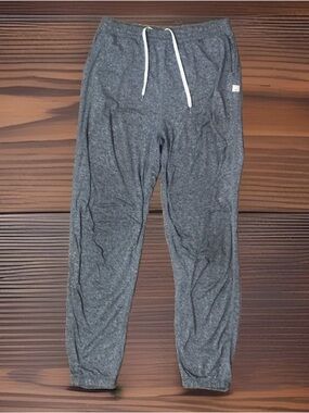 Vuori Boyfriend Jogger Women’s Size M Heather Grey Lounge Wear VW457